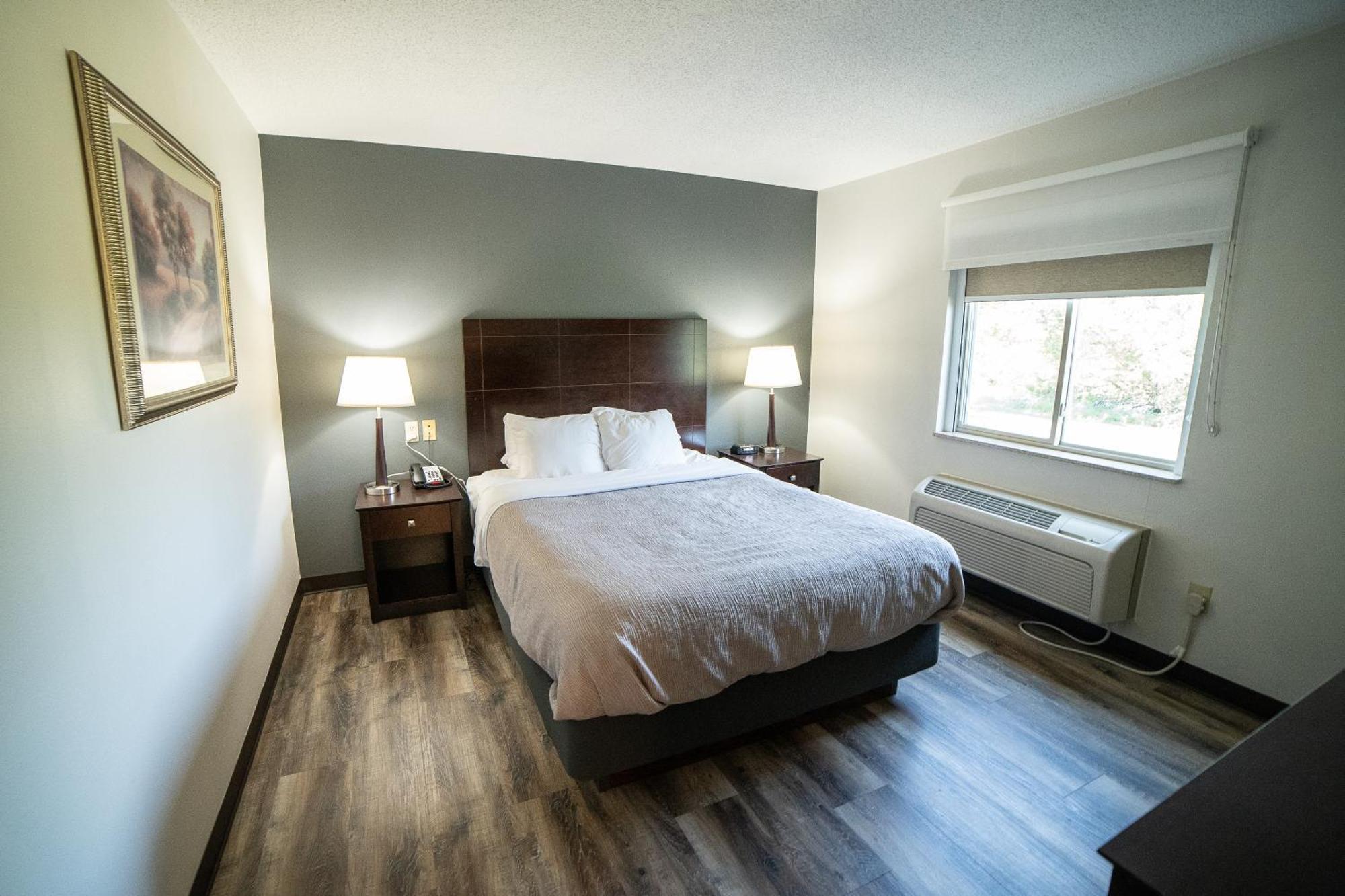 Quality Inn & Suites Watertown Near Prairie Lakes Ice Arena Zewnętrze zdjęcie