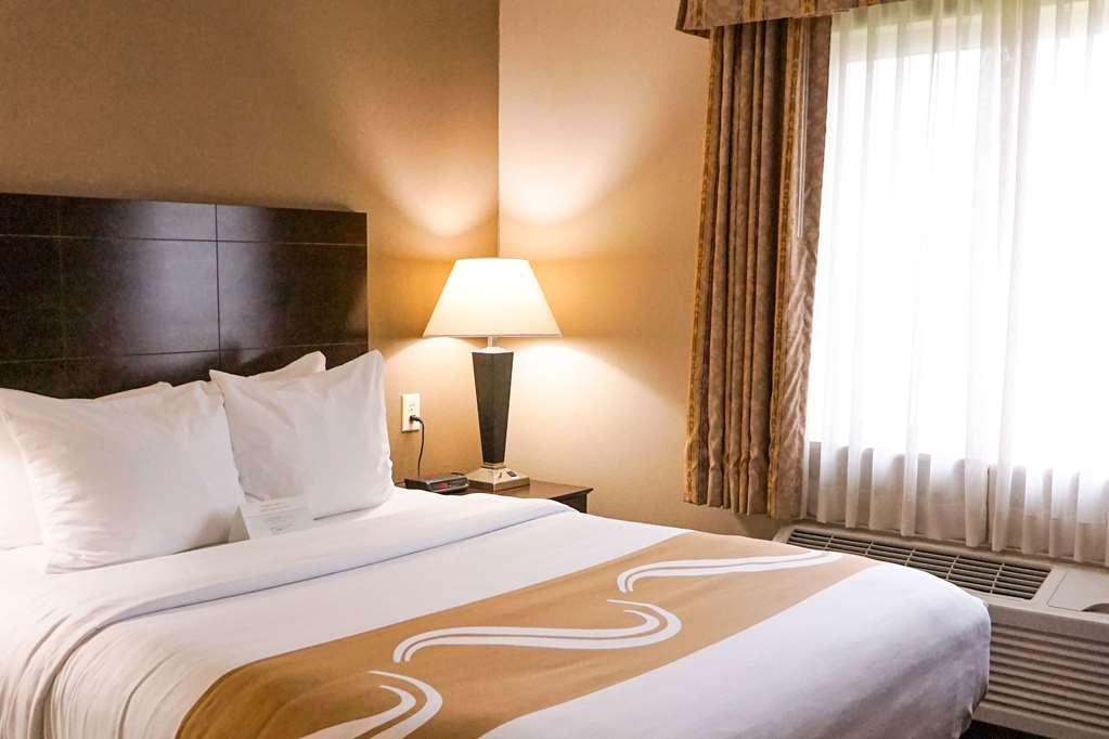 Quality Inn & Suites Watertown Near Prairie Lakes Ice Arena Pokój zdjęcie