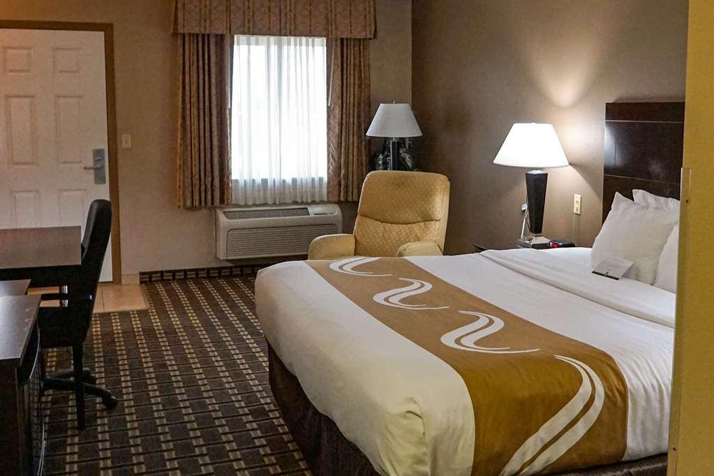 Quality Inn & Suites Watertown Near Prairie Lakes Ice Arena Pokój zdjęcie